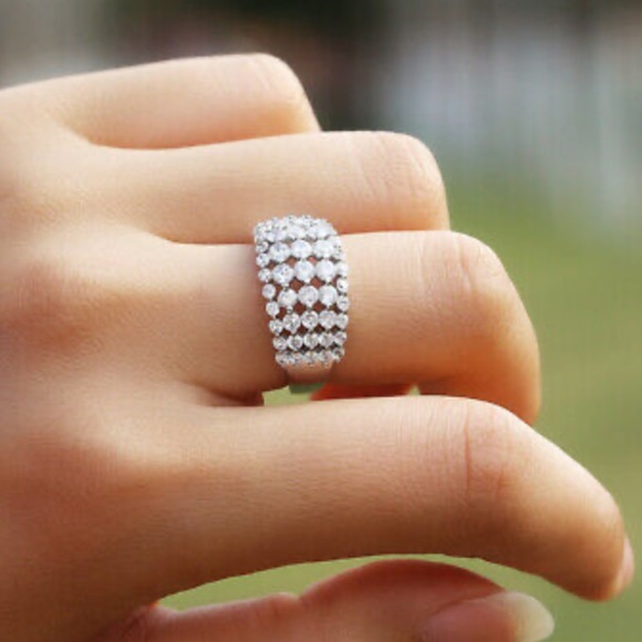 NEW 925 Sterling Silver Beautiful Ring - Picture 4 of 7